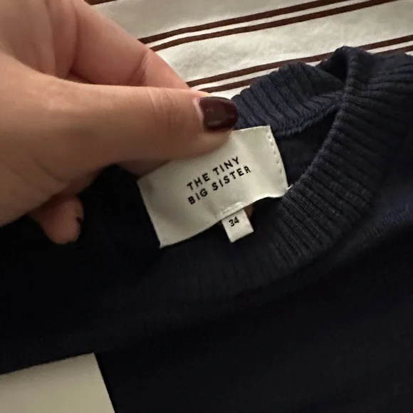 Tiny Big Sister - Lightweight Sweater - Picture 4 of 6